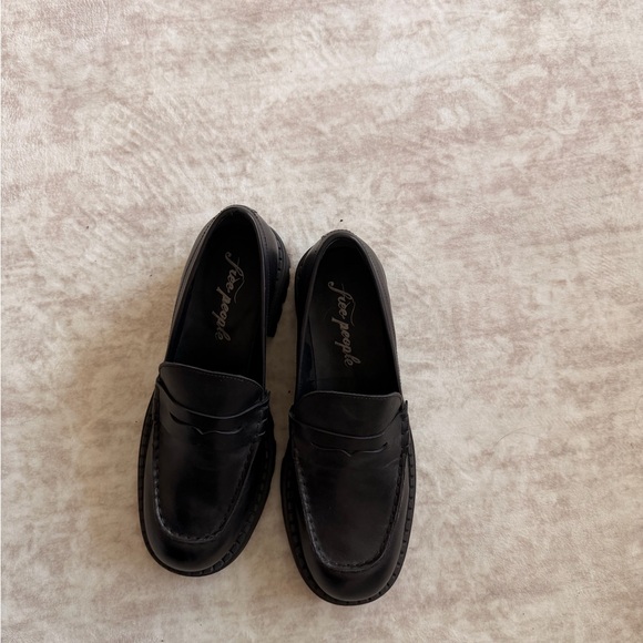 NEW Free People Lyra Lug Sole Loafer- Women's Classic Slip-On - Picture 7 of 9